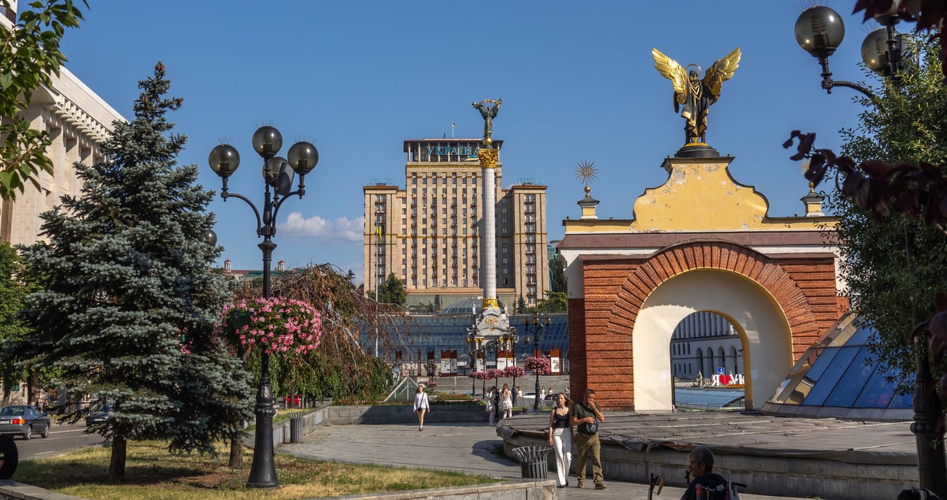 Готель "Україна". Майдан Незалежності