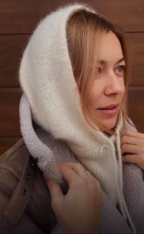 Балаклава може мати навіть елегантний вигляд у образі