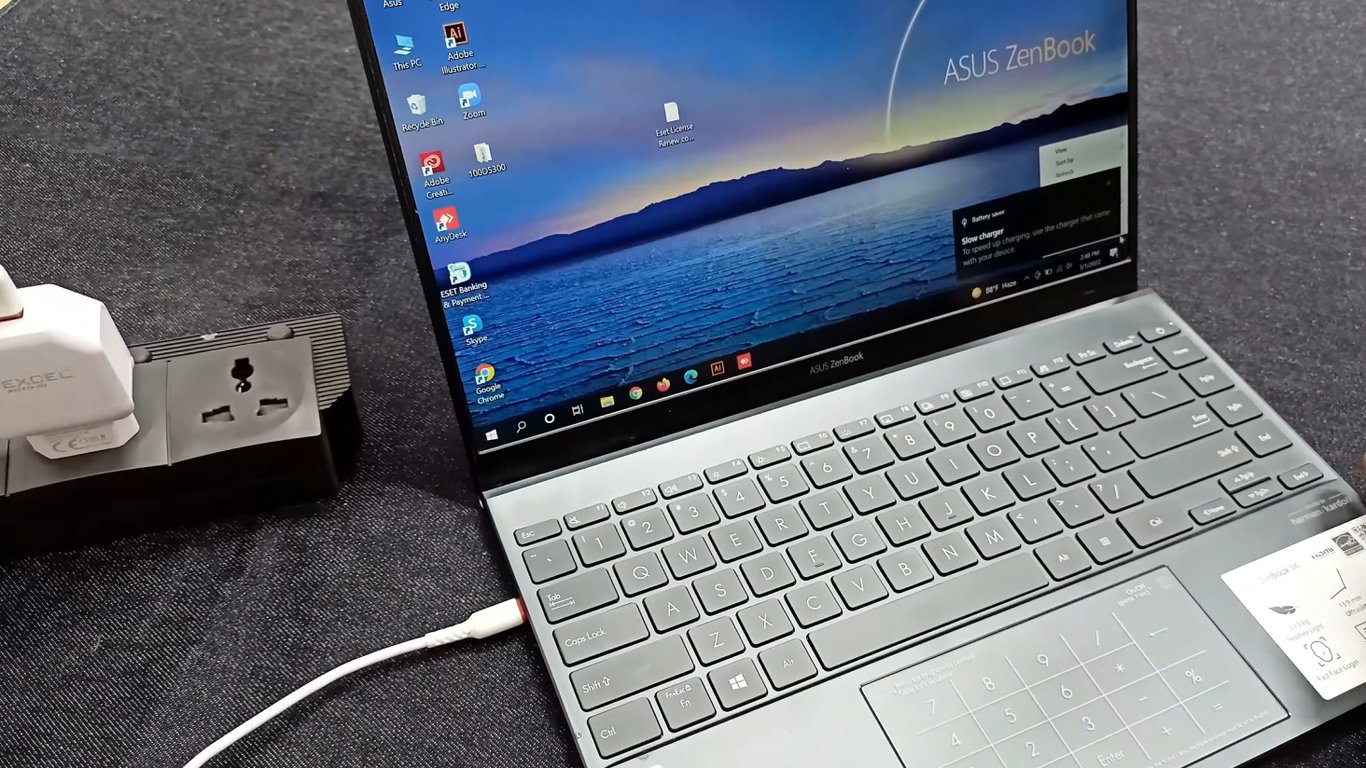 Можно ли держать ноутбук постоянно на зарядке: как это влияет на батарею