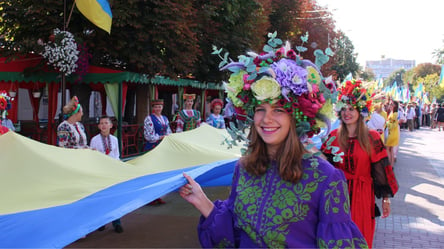 Календар свят на липень 2024 — чи відпочиватимуть українці на День Державності - 285x160