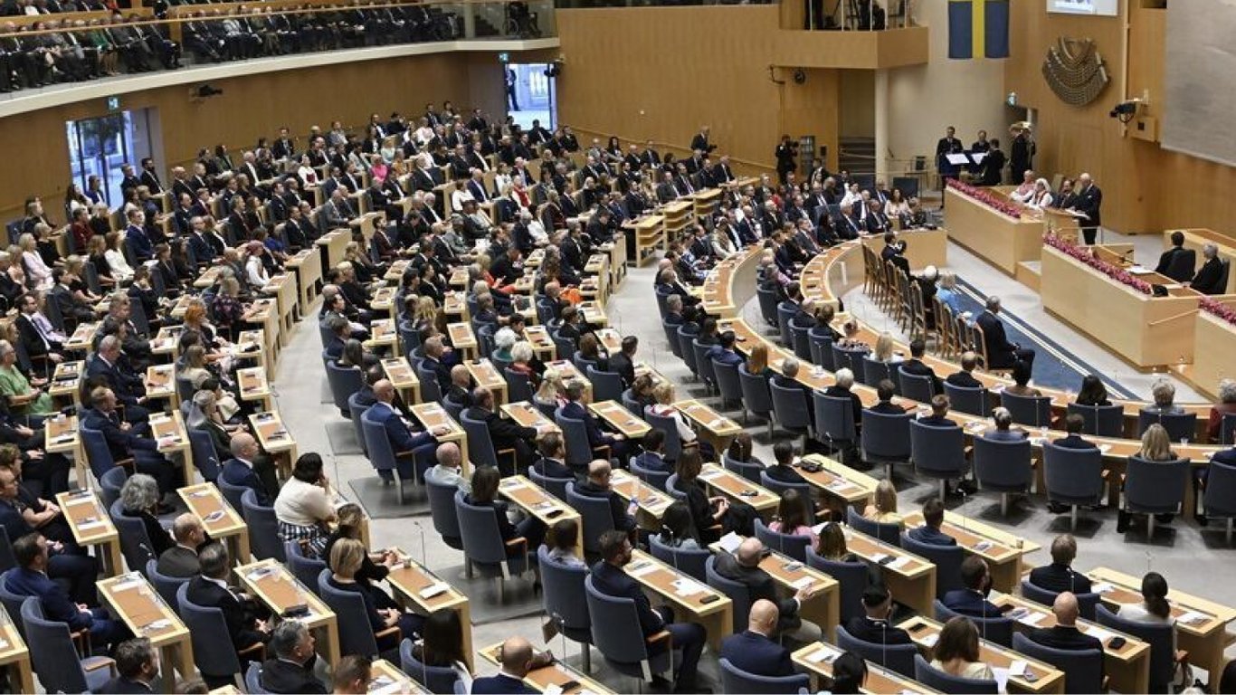 Шведський парламент схвалив вступ до НАТО