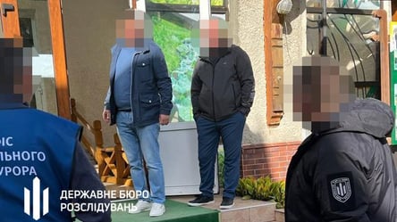 Присваивали средства за восхождение туристов на Говерлу — в Украине будут судить двух чиновников - 285x160