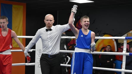 В Одессе прошла масштабная матчевая встреча по боксу памяти Карпова - 285x160