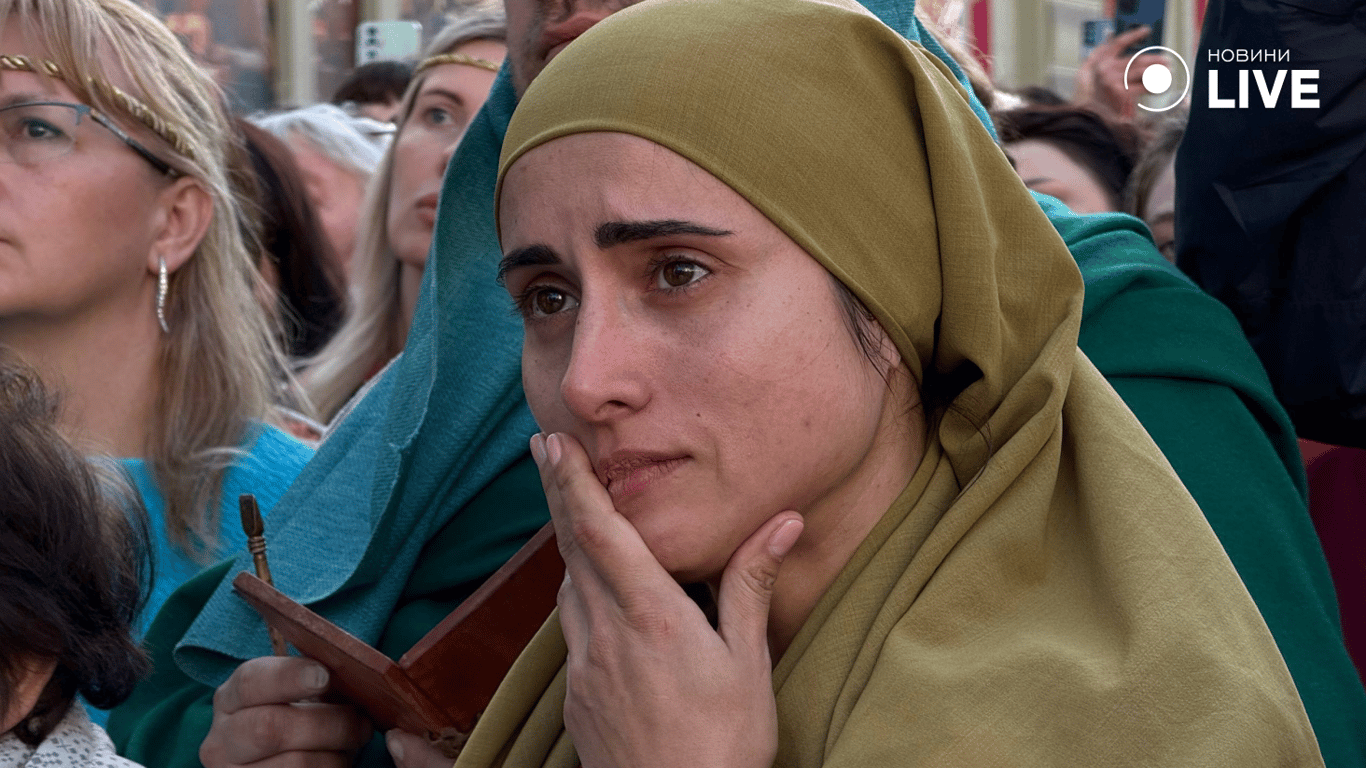 Містяни спостерігали за дійством, яке відтворює події понад 2000 років тому