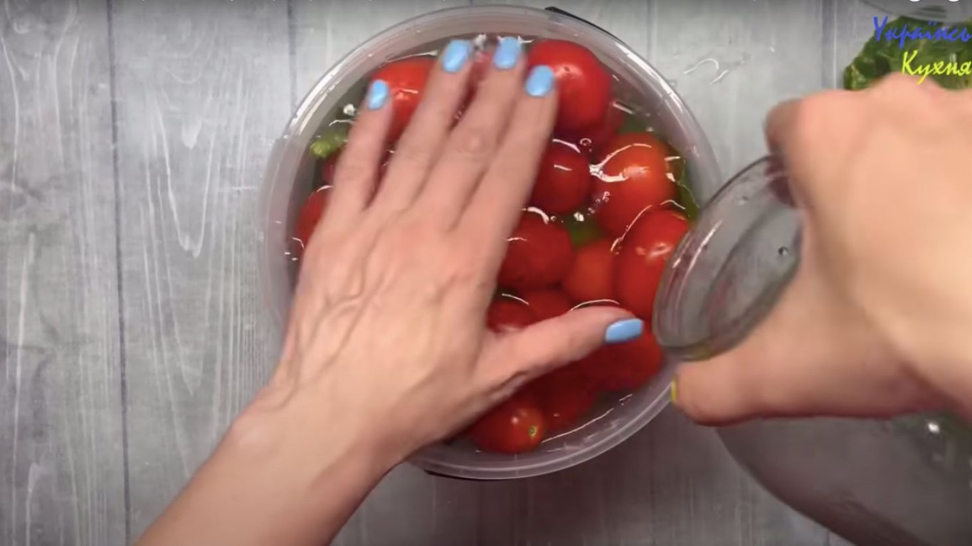 рецепт квашених помідорів на зиму