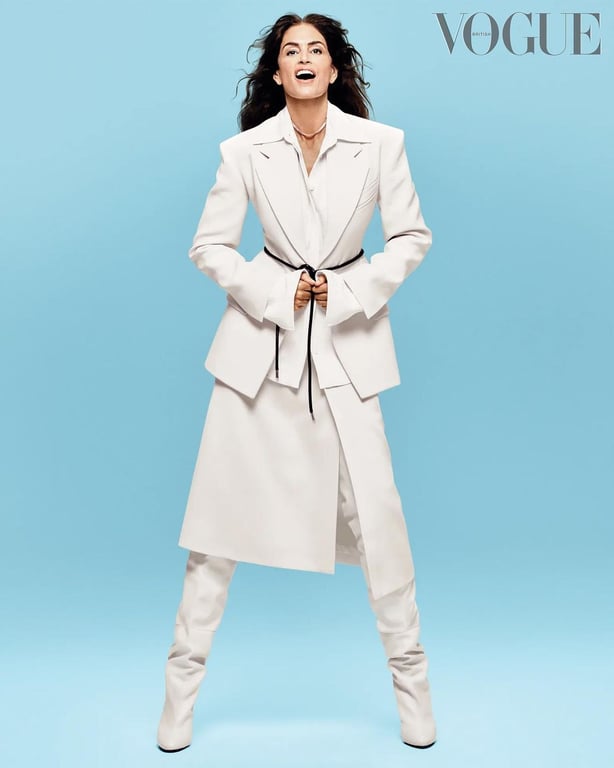 Легендарные Наоми Кэмпбелл, Синди Кроуфорд и другие супермодели разделили обложку Vogue - фото 5