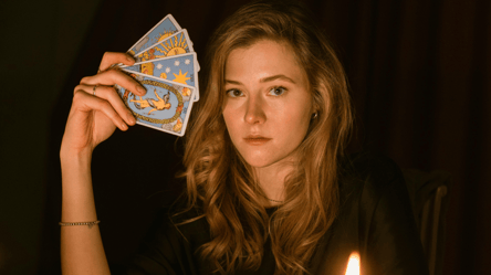 Этим знакам Зодиака признаются в чувствах до конца января по Таро - 285x160