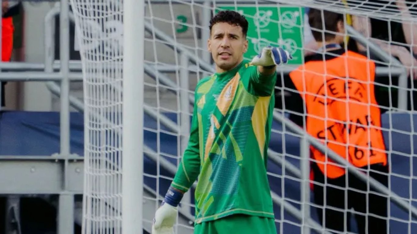 Руслан Нещерет