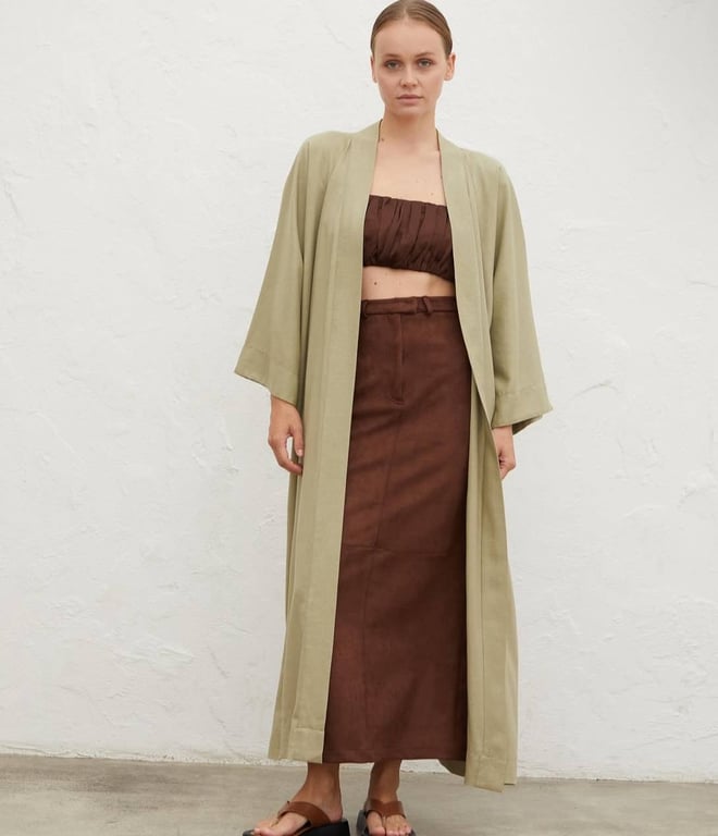 Замшеві речі варто носити у 2025 році