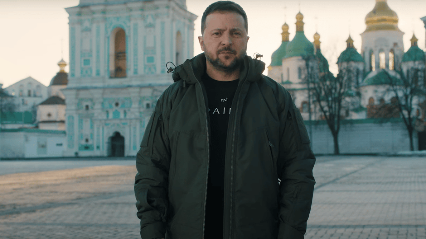 Зеленский поздравил украинцев с Днем Соборности — видео