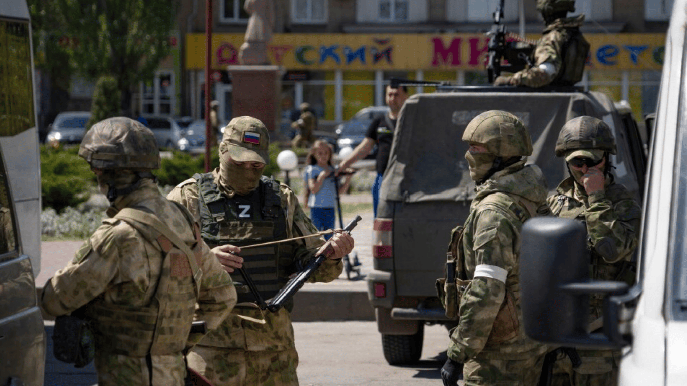 Россияне назначают своих чиновников в оккупационные администрации