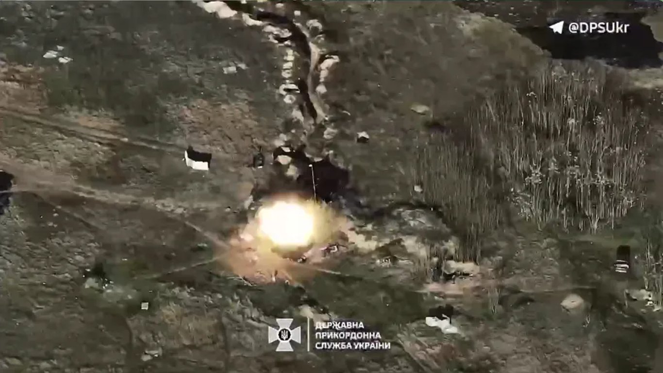 Прикордонники розбили позиції окупантів на півдні України за допомогою FPV-дронів