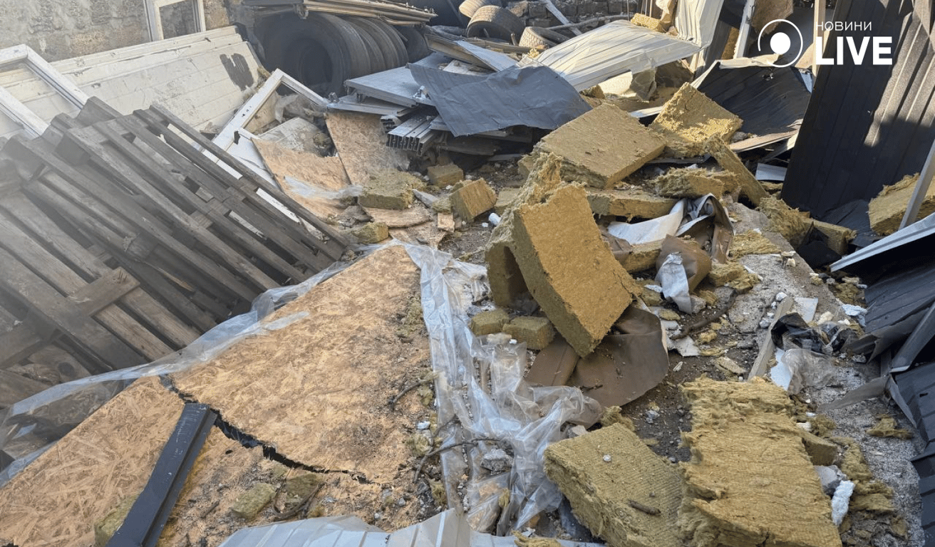 Потрощені будівлі й авто — Одещина після ранкової атаки РФ, фото - фото 6