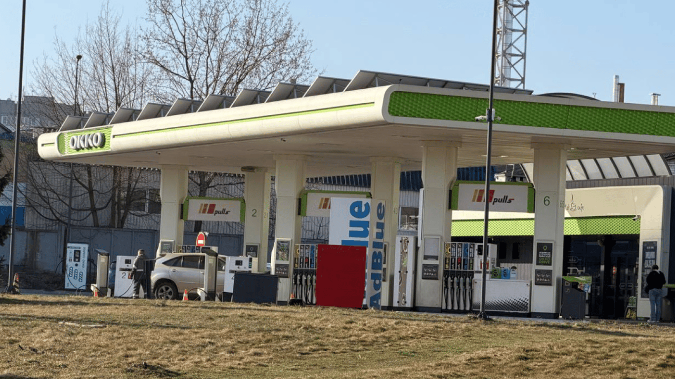 Дизпаливо по 88,93 грн: на яких АЗС Львова подешевшало пальне