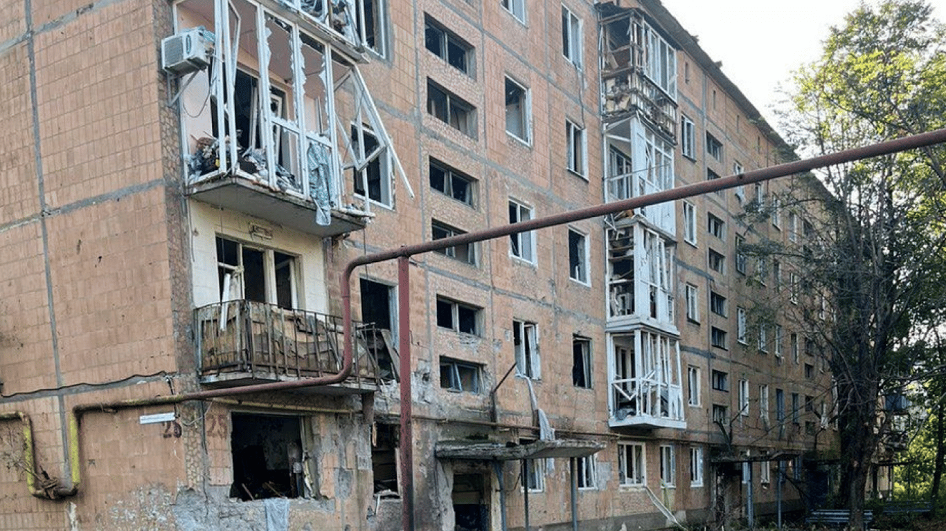 Окупанти обстріляли Донецьку область: під завалами сімʼя