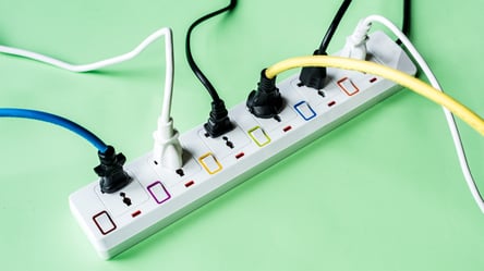 Прилади "з ризиком" — що не можна вмикати через подовжувач - 285x160
