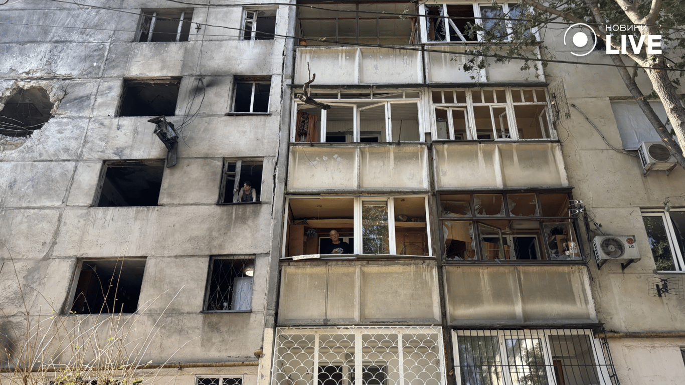 Одеса після нічної атаки — фоторепортаж наслідків атаки на місто - фото 7