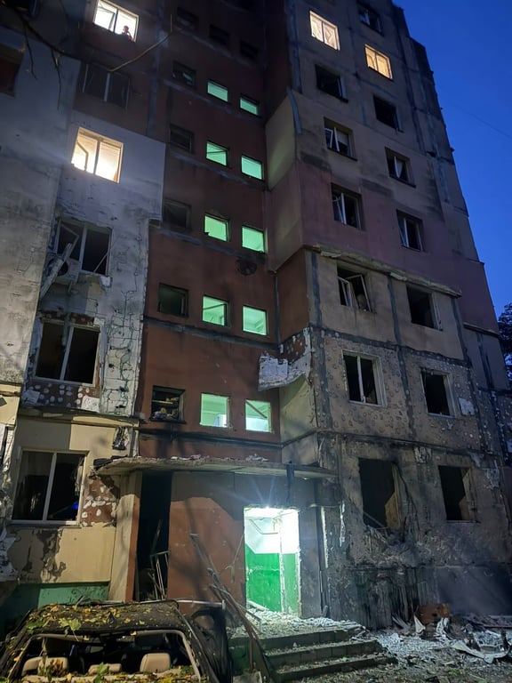 Пошкоджений будинок через російський удар 16 жовтня на Рівненщині