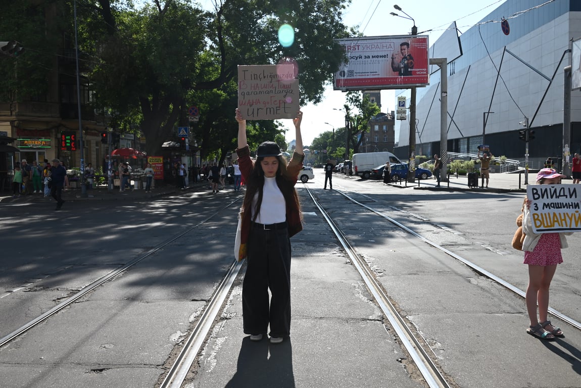 В Одессе напомнили водителям о минуте молчания по погибшим (фото) - фото 9