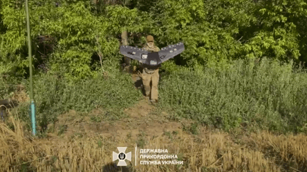 Прикордонники Помсти показали, як використовують український дрон Валькірія для розвідки - 290x166