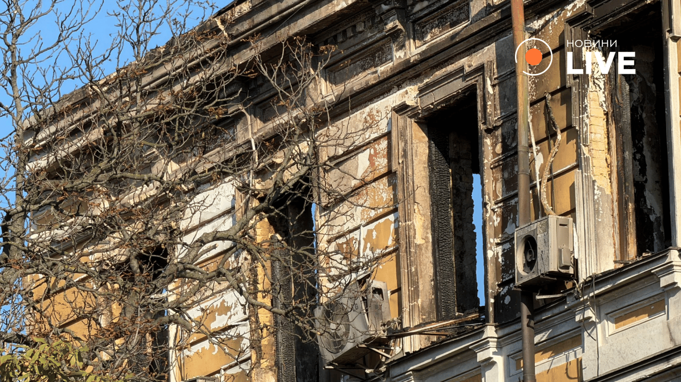 НАН будівля після атаки