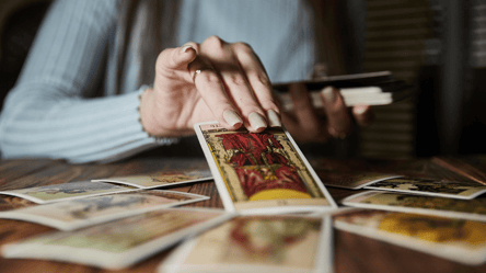 Гороскоп для всіх знаків Зодіаку на 22 серпня 2025 за Таро - 285x160