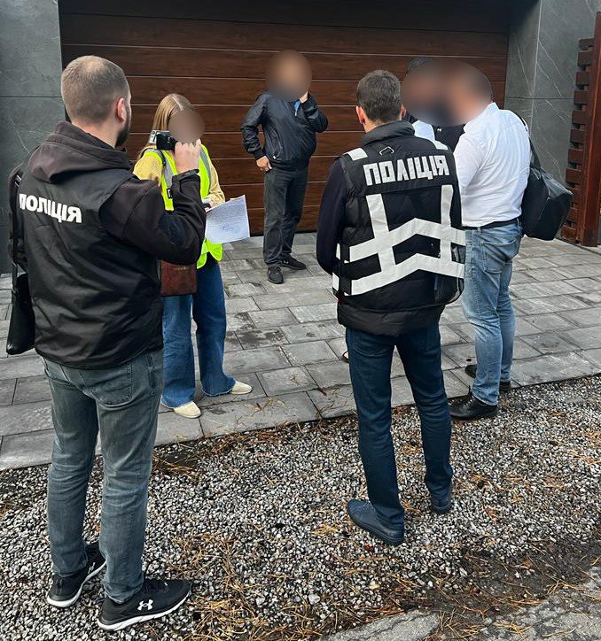 Обшуки в зловмисників