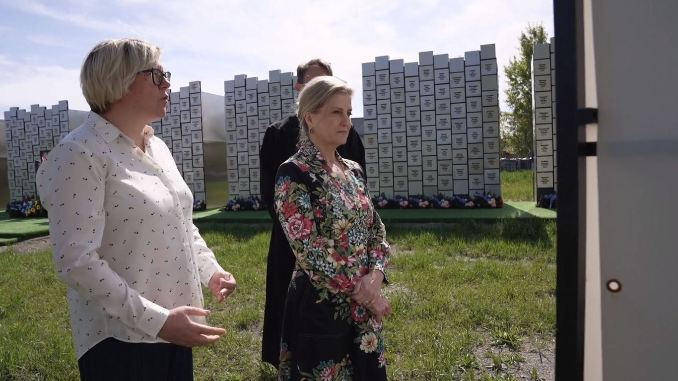 Первый визит с 2014 года — герцогиня Эдинбургская посетила Киев - фото 2