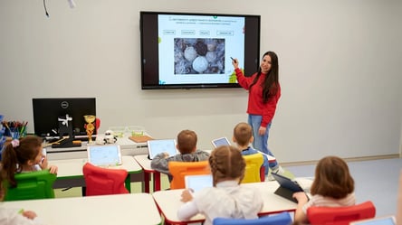 Яку зарплату отримають вчителі у жовтні 2025 — мінімальні суми - 285x160