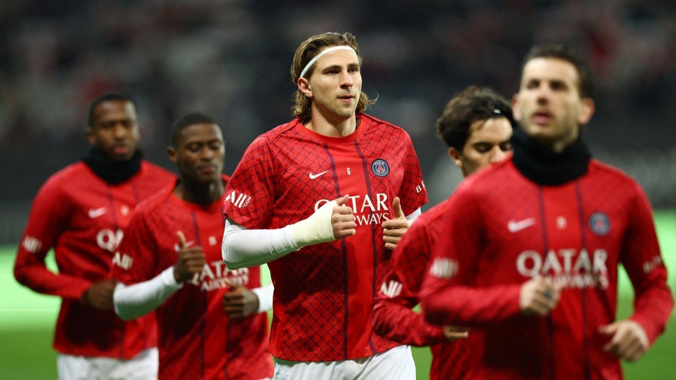 Забарный перед матчами за сборную провел великолепную игру за ПСЖ