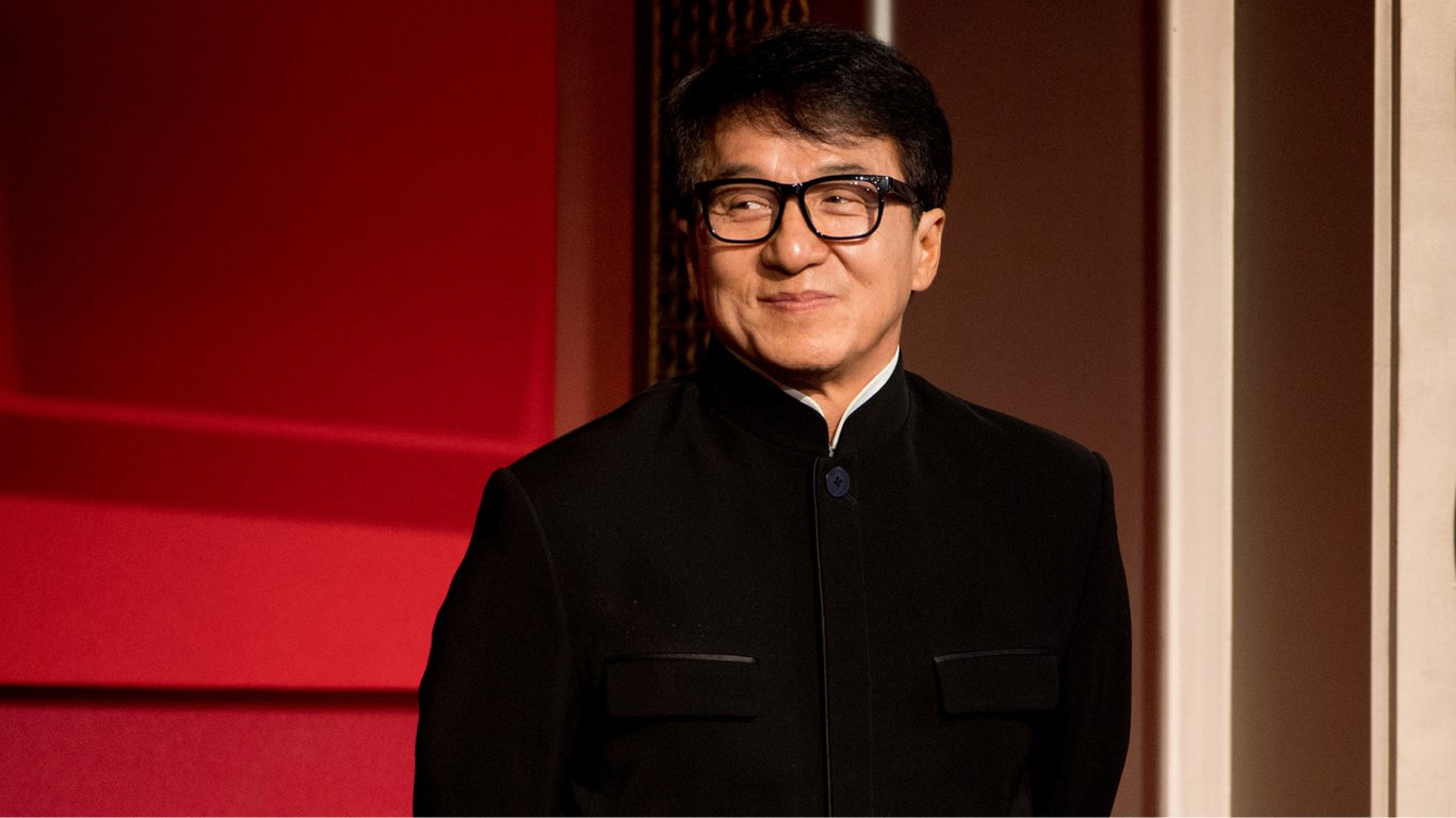 Джеки Чан возвращается к известной роли 20 лет спустя: какой проект "реанимируют" продюсеры