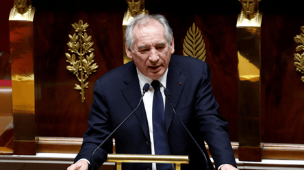 Правительство Франции уходит в отставку — причина - 285x160