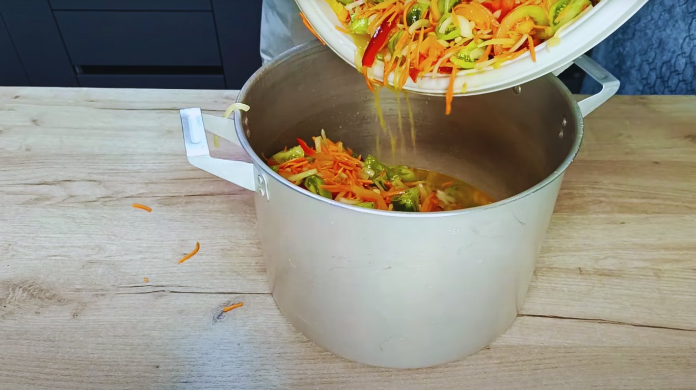 салат з зеленими помідорами