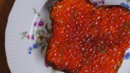 Красная икра в Украине — сколько должен стоить настоящий продукт - 285x160
