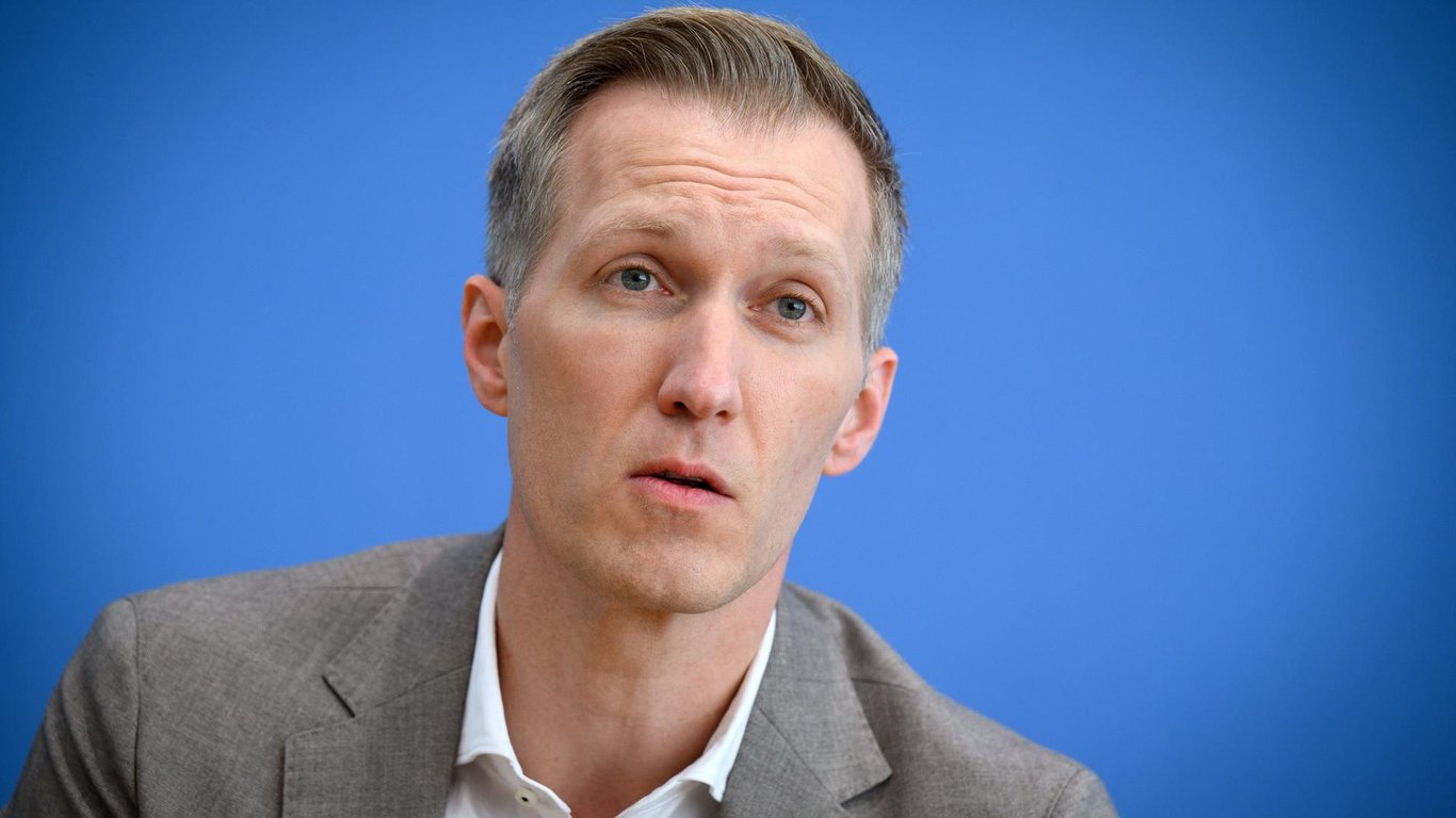 Регистрация авто и принудительные работы - нововведение для беженцев в Германии - фото 3