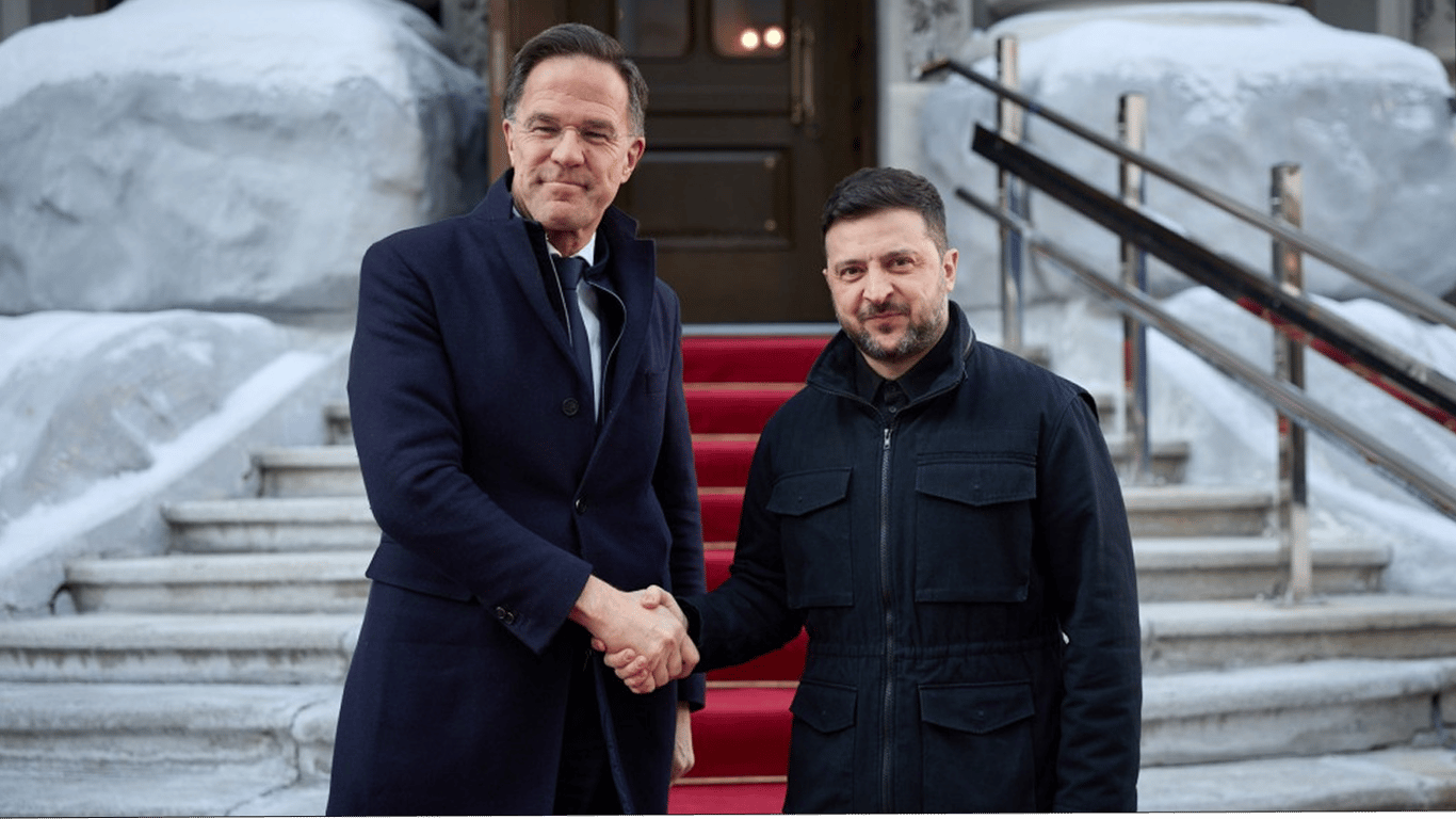 День НАТО: история Альянса и его роль в защите Украины