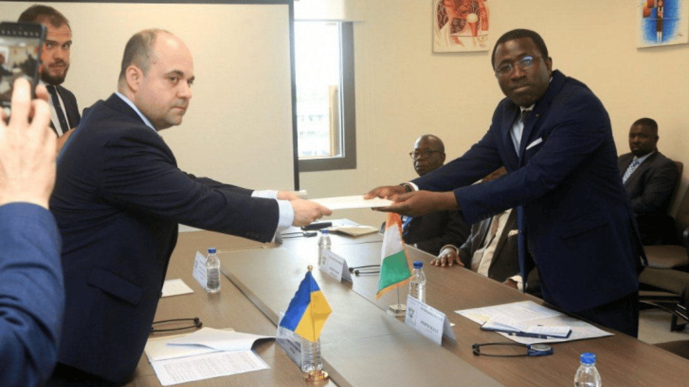 Украина открыла посольство в Республике Кот-д'Ивуар