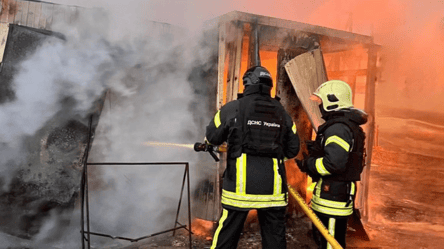 Росіяни балістикою вдарили по будинках у Кривому Розі — деталі - 290x166