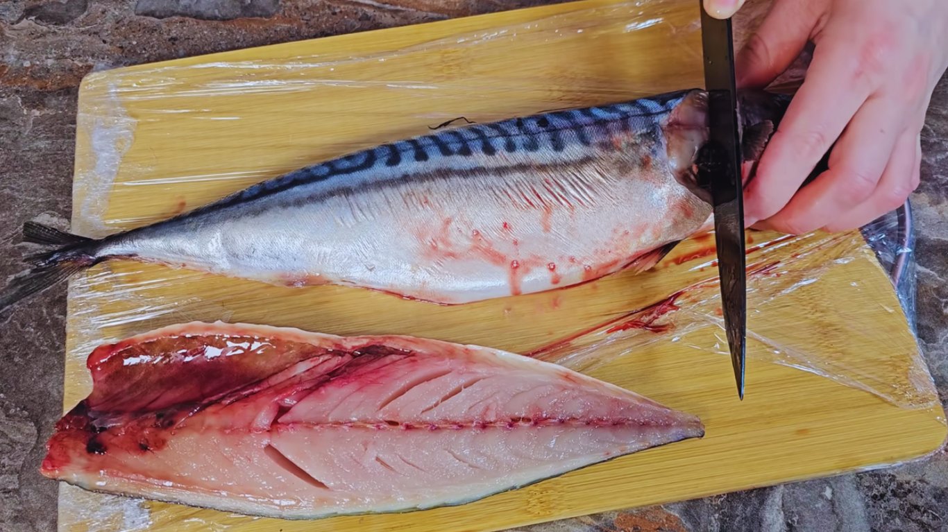 рецепт слабосолоної скумбрії