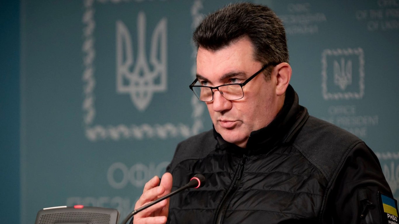 Данилов рассказал, что Украине нужно сделать для вступления в НАТО