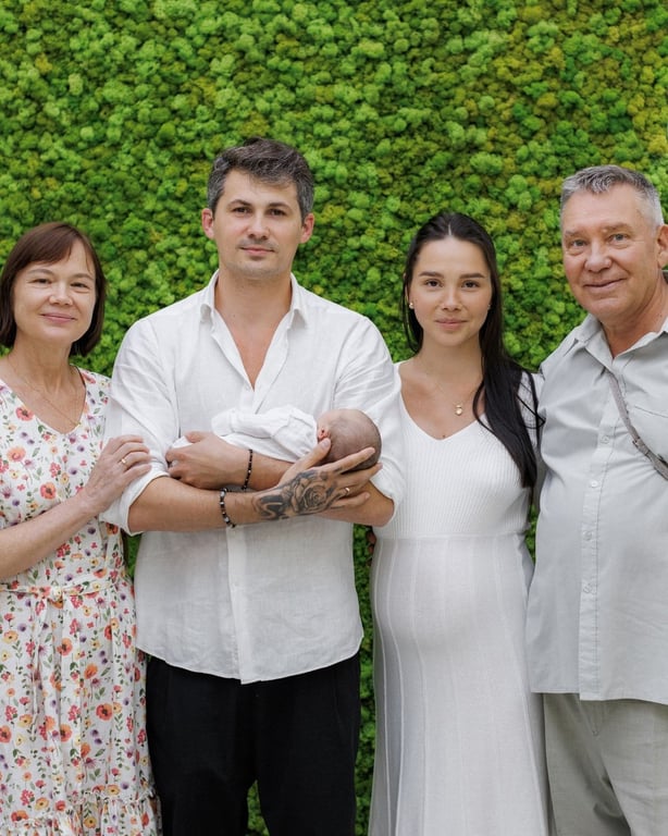 Женя Кот и Наталья Татаринцева с родителями Наталии