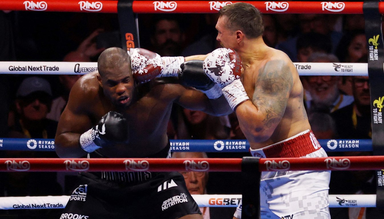 Александр Усик