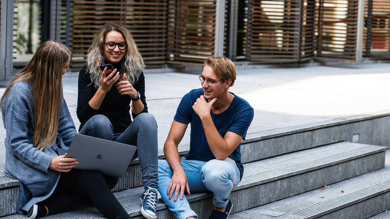 Як побудувати хороші стосунки з колегами