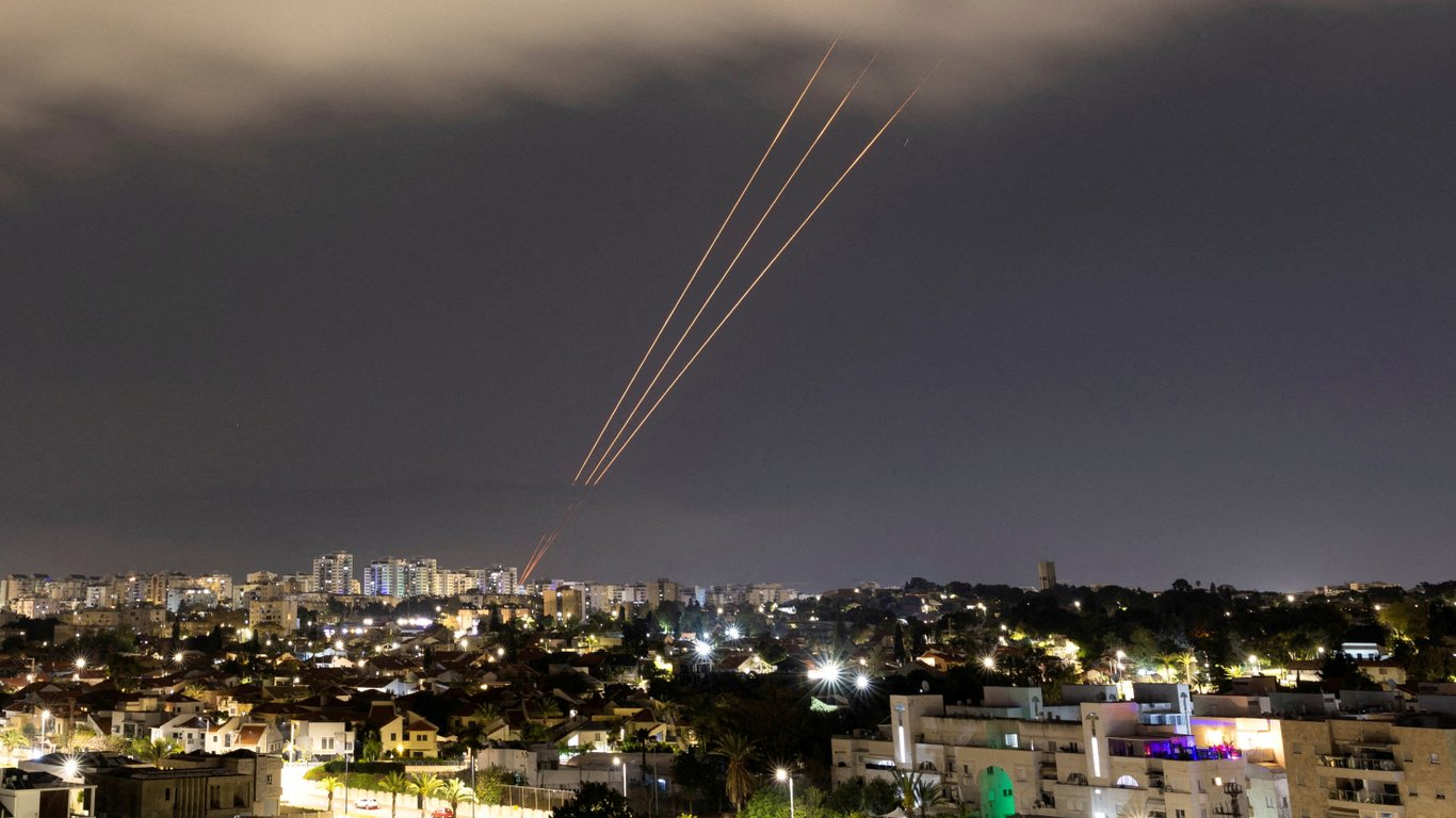 Чи є вартість ракет, витрачених на відбиття іранської атаки, проблемою для Ізраїлю