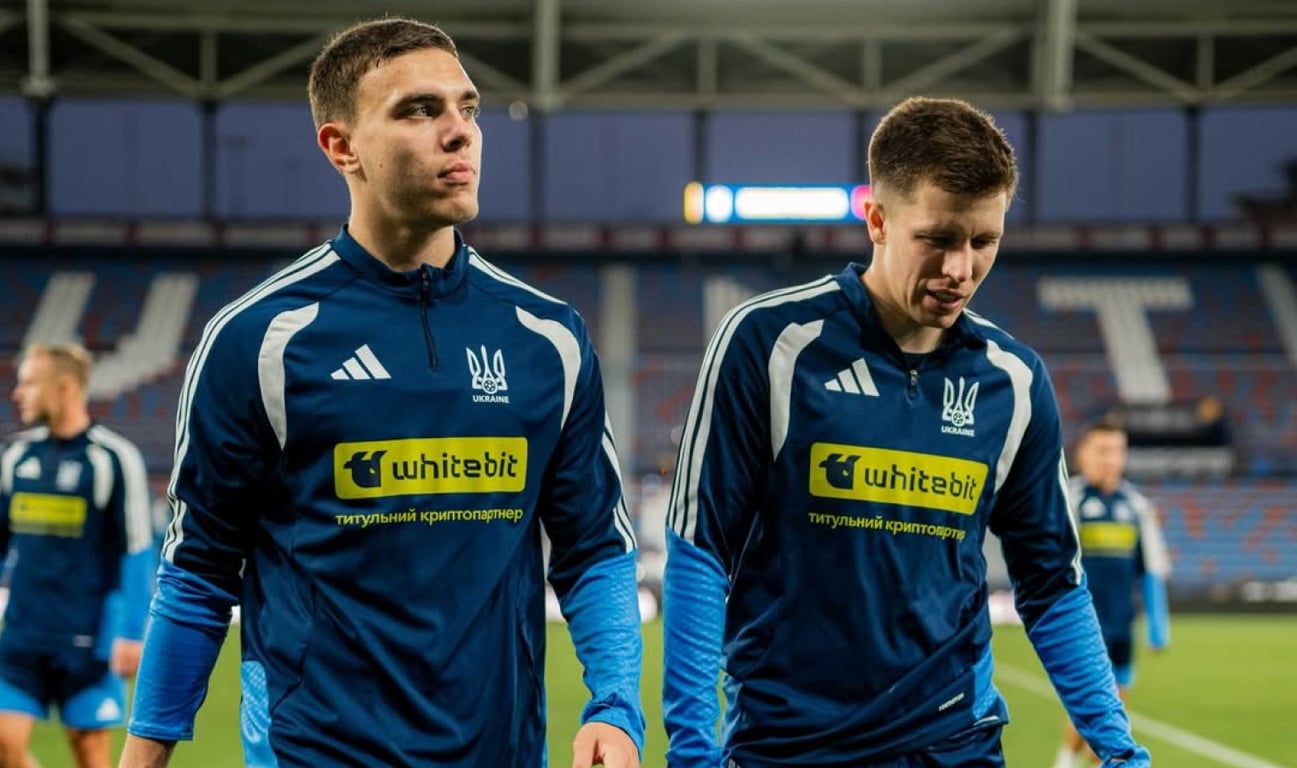 Матвей Пономаренко и Александр Пихаленок на тренировке сборной Украины 31 марта 2026 года