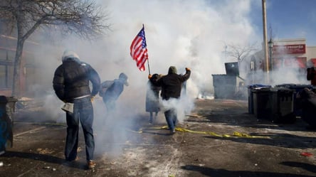 В США очередная жертва агентов ICE — Трамп поддержал силовиков - 290x166