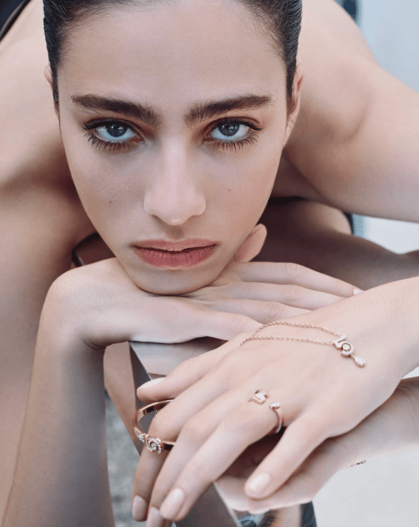 Прикраси з відсилкою до відомого аромату стала дуже популярною