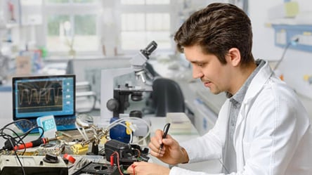 В "Азове" нужны знатоки электронных систем — новая вакансия - 290x160