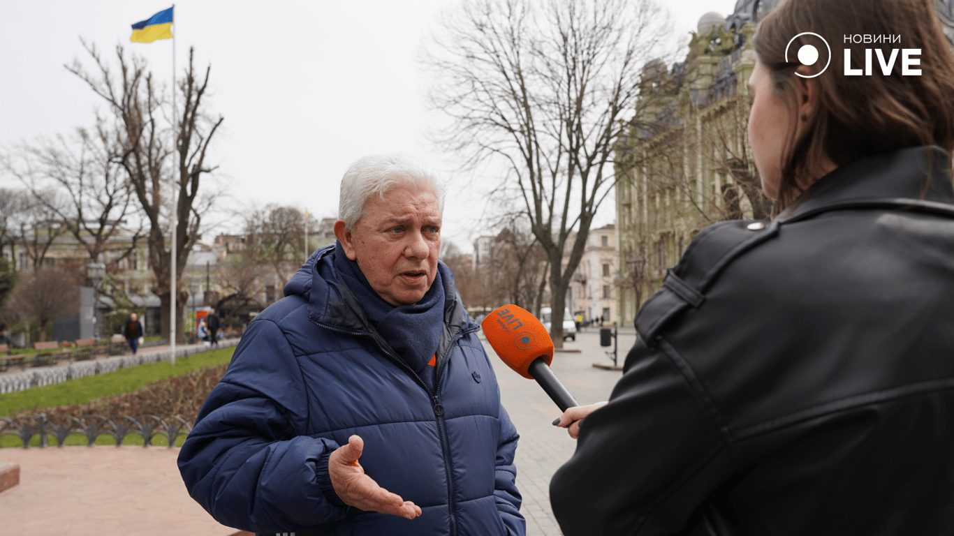 Жарти не на часі — як живе українська столиця гумору під час війни - фото 2