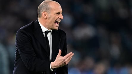 Аллегри и Леау подрались во время проигранного матча Милана - 285x160